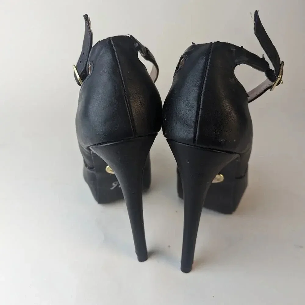 Betsey Johnson Platform Stilleto Heels  / 7